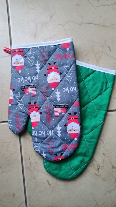 Rękawice kuchenne z mikołajem