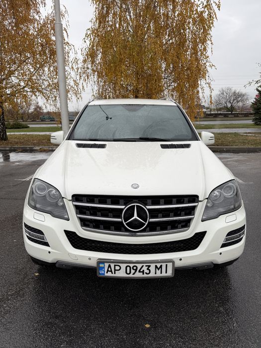 Mersedes Benz M Class 2011