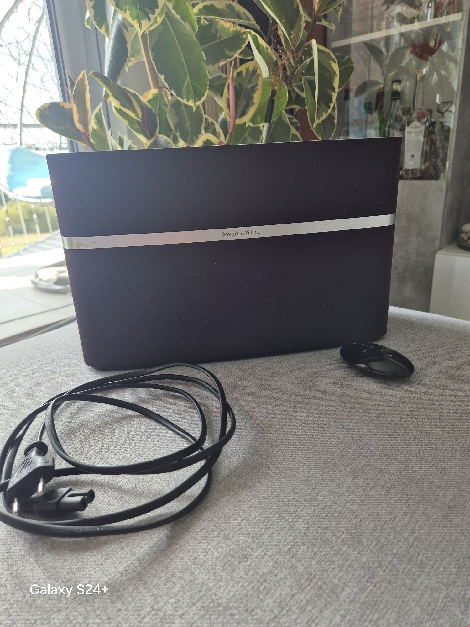 Bowers Wilkins A7