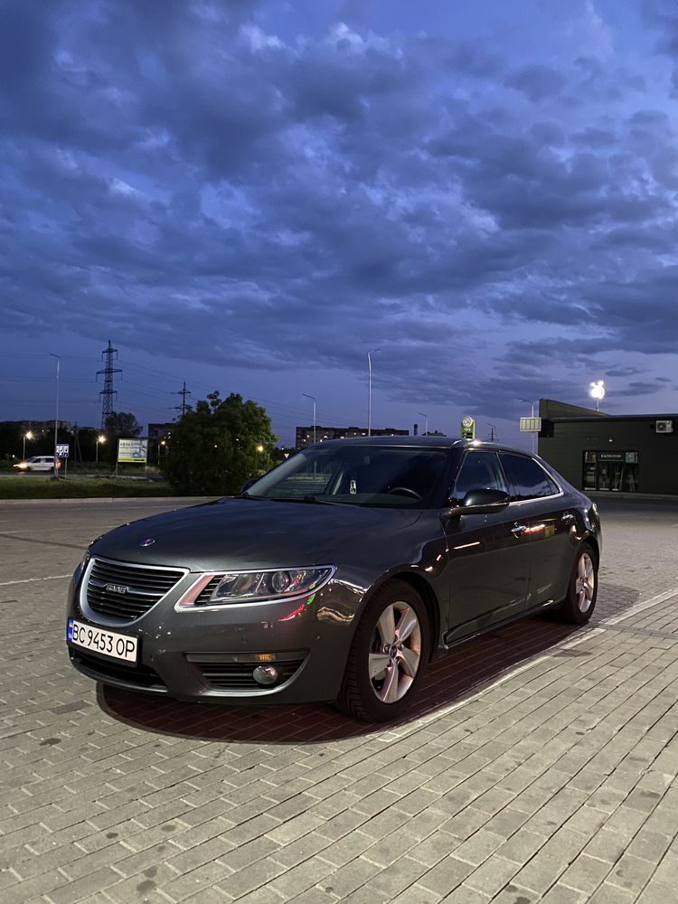 Saab 9-5 2011  MG..