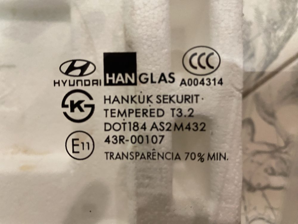 Водительское стекло Hyundai Getz 3 двери