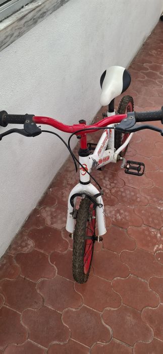Bicicleta para criança mais capacete