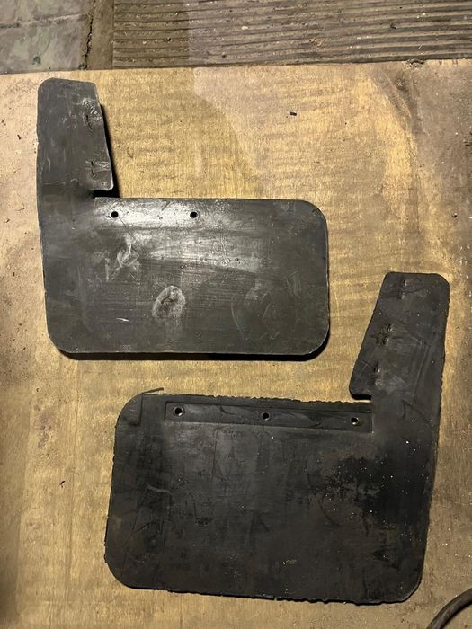 Бризговики передні і задні ВАЗ