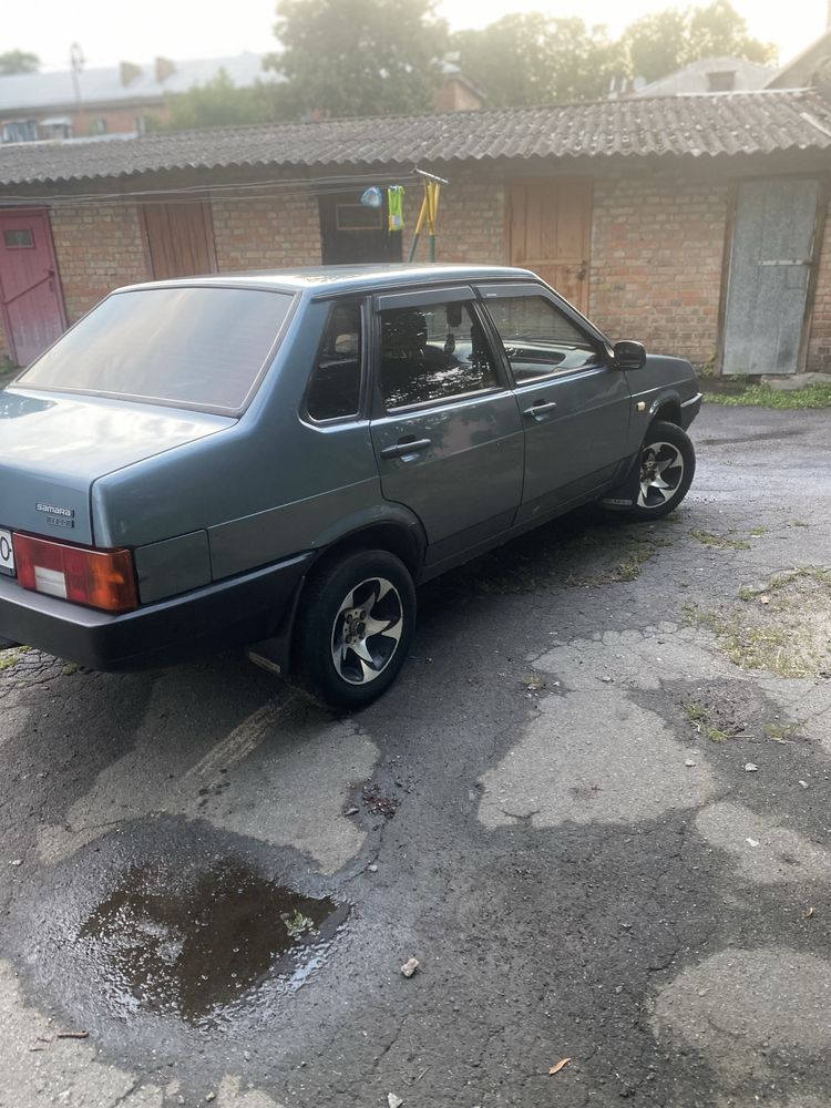Продам авто ваз 21099