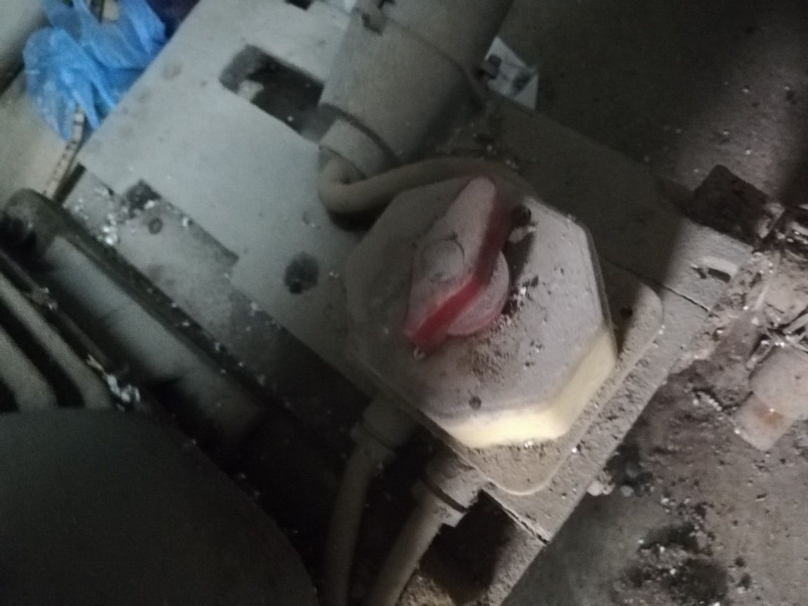 Sprzedam silnik 7. 5 kw wraz z wózkiem.