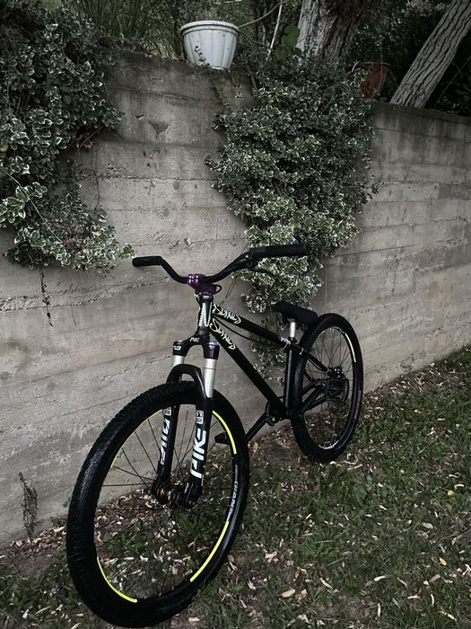 Обода 24 з покришками HAKUBA