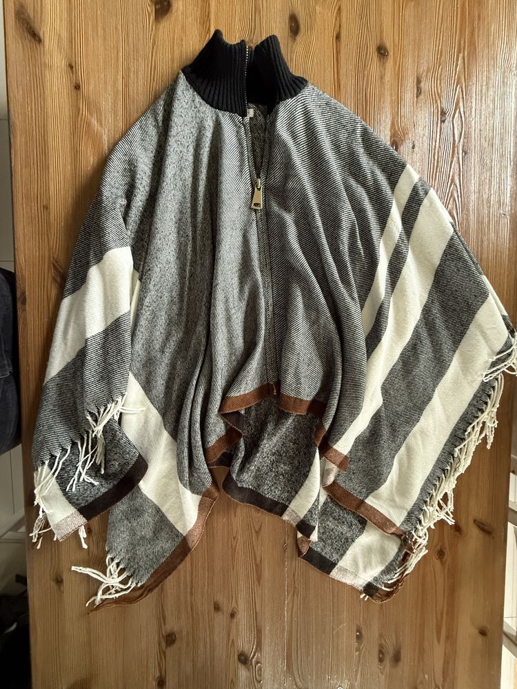 Poncho, narzutka, sweter River Island one size