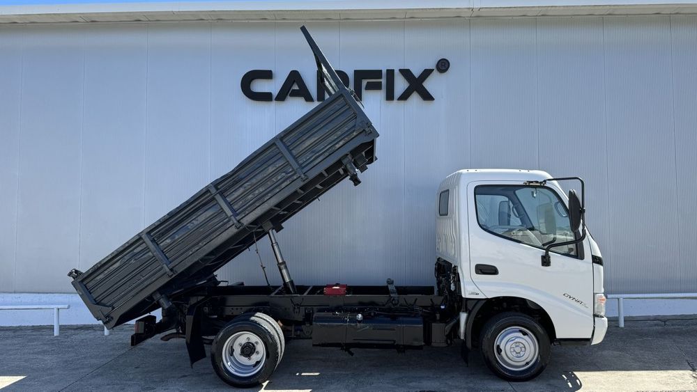 Toyota Dyna 3.0 D-4D Tri-Basculante