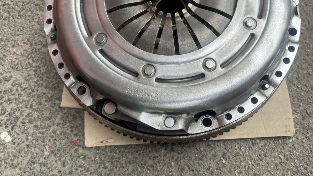 Маховик SACHS Fod C-Max 1.8 TDCI