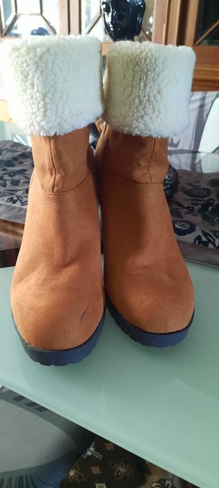 Calcado senhora em bom estado