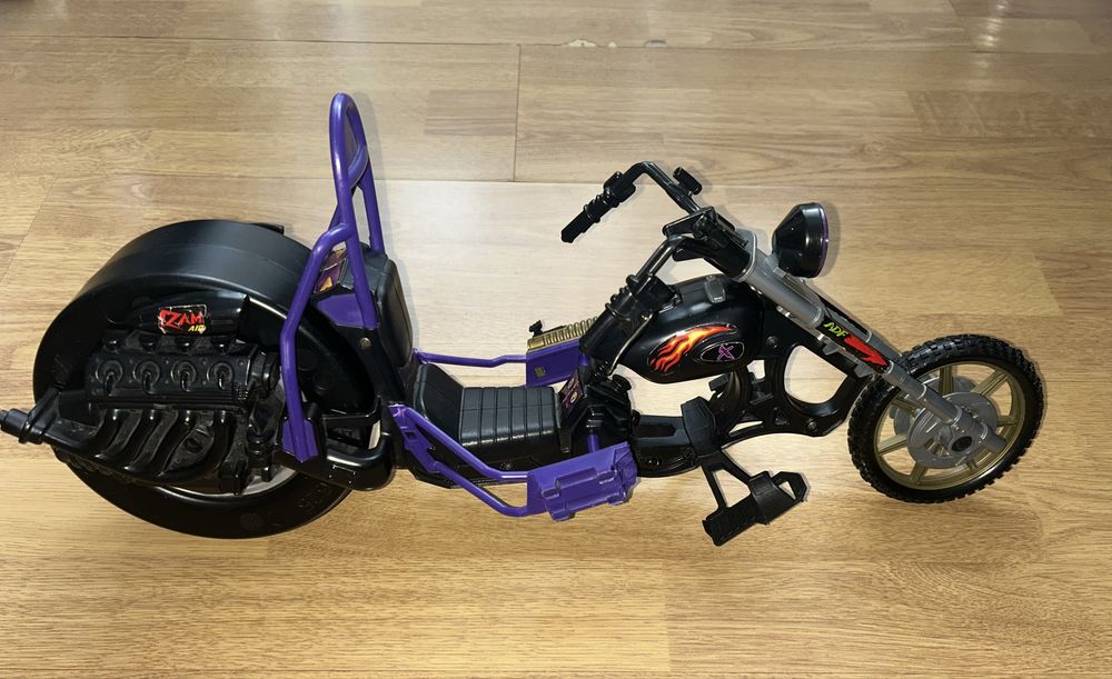 Motocykl -  Dr. X Chopper Moto z serii Action Man firmy Hasbro
