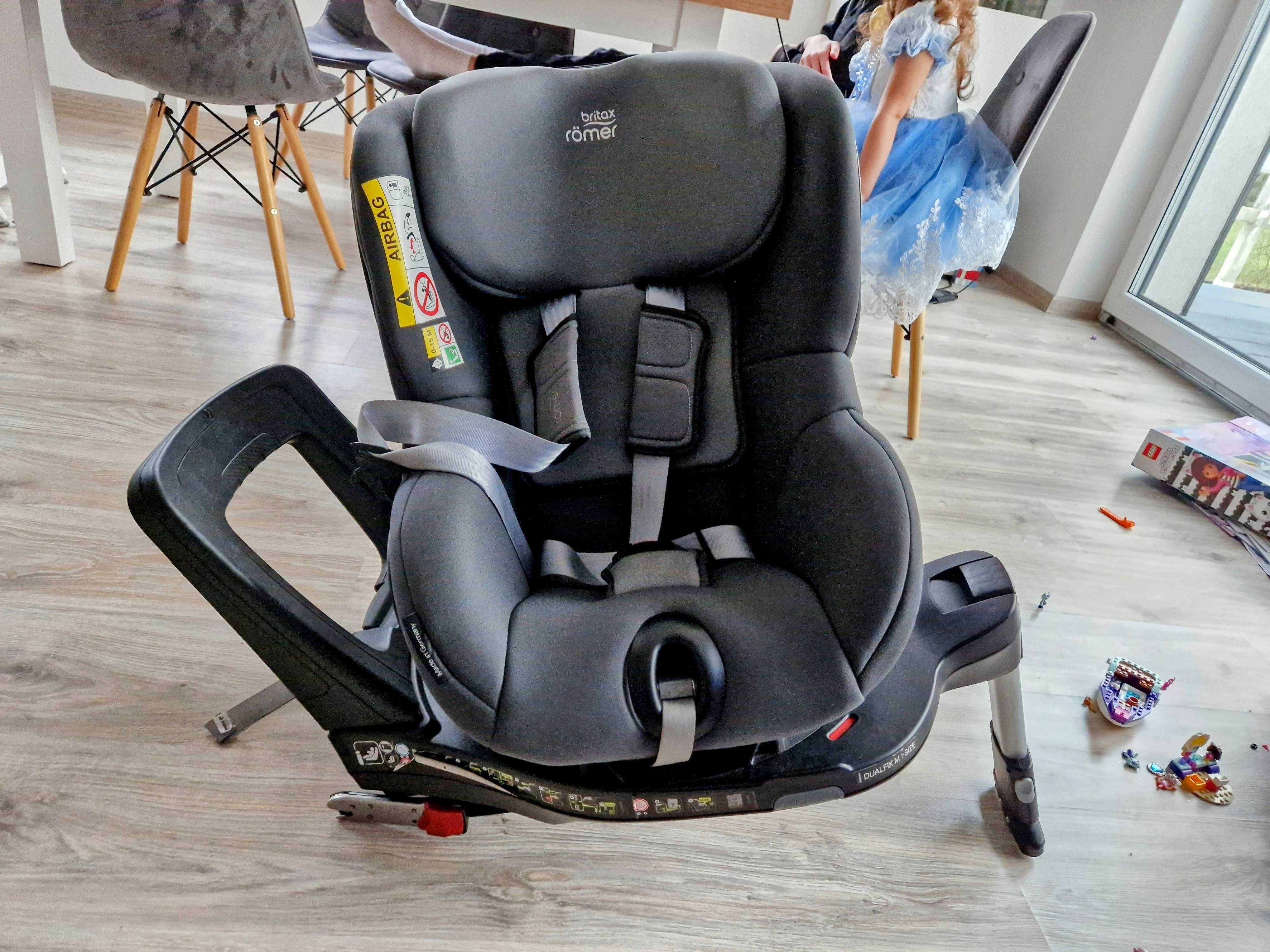 Britax Romer Dualfix m i-size