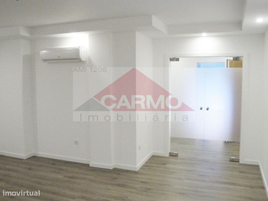 T2 com Parqueamento e Arrecadação. Não procure mais a sua casa de s...