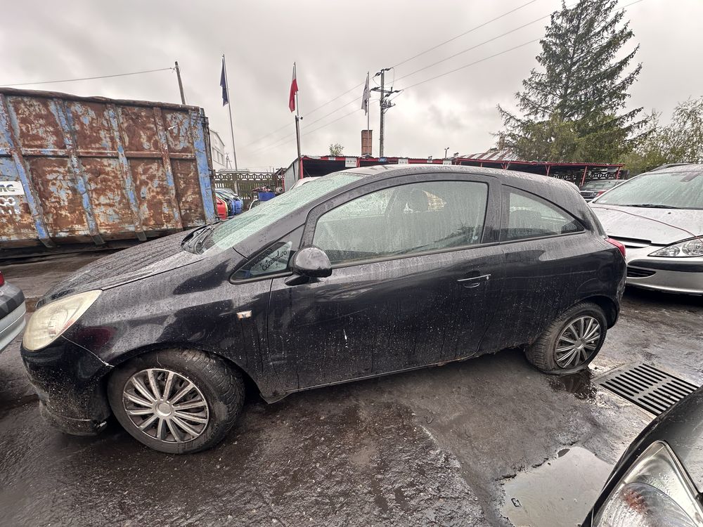 Czesci Corsa D 1.3TDI 06r, Silnik Skrzynia Drzwi Maska Klapa Zderzak