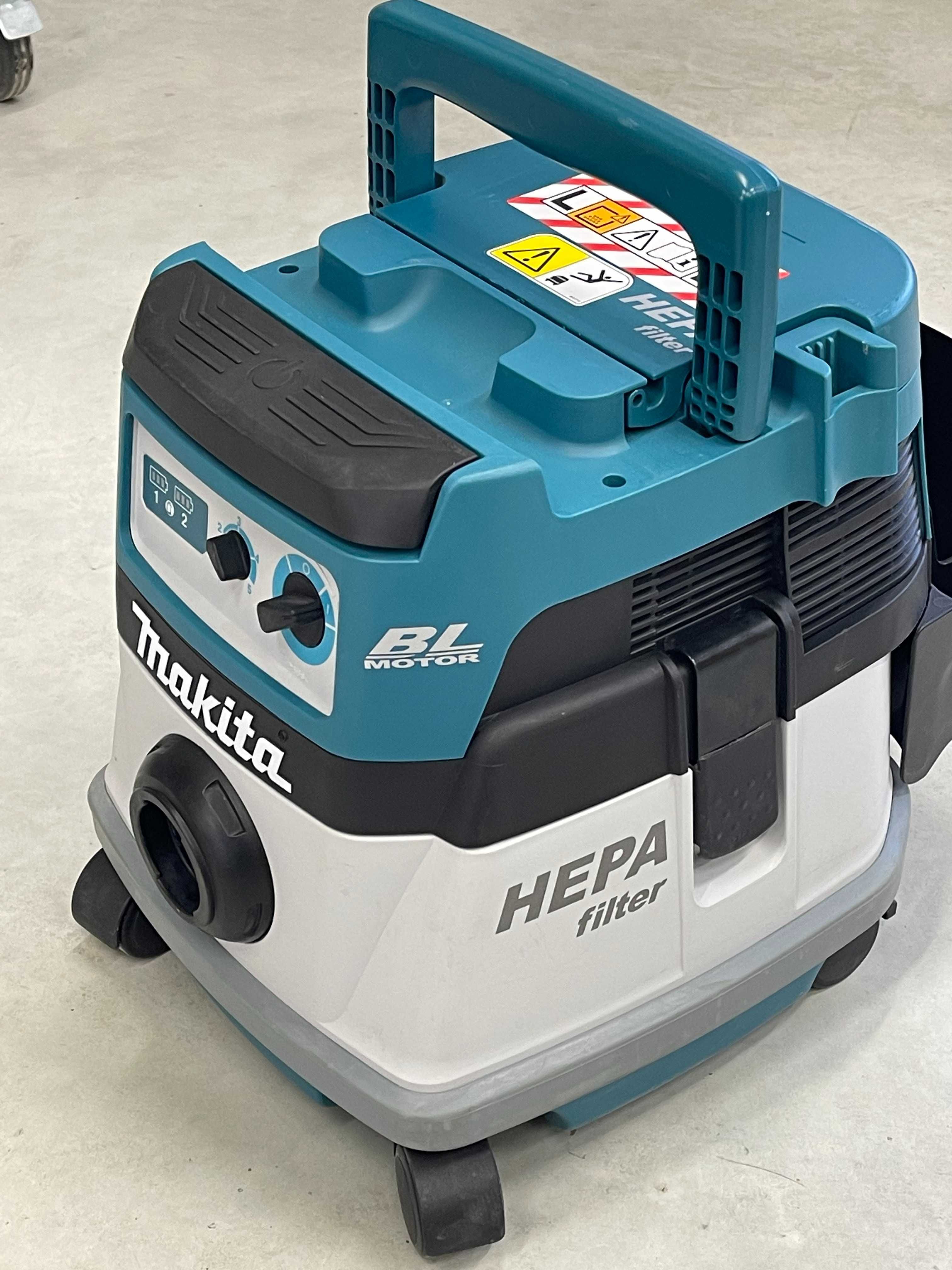 Пилосос Makita DVC863L з HEPA-фільтром