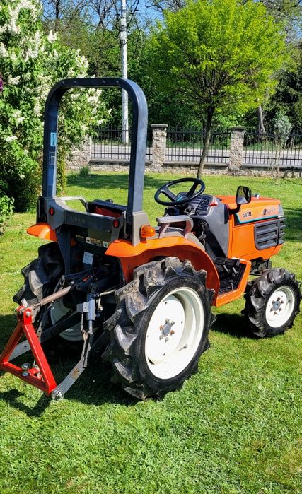 Kubota GB18 mini traktor, Sprowadzony