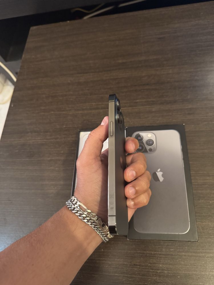 Iphone 13 Pro max como novo