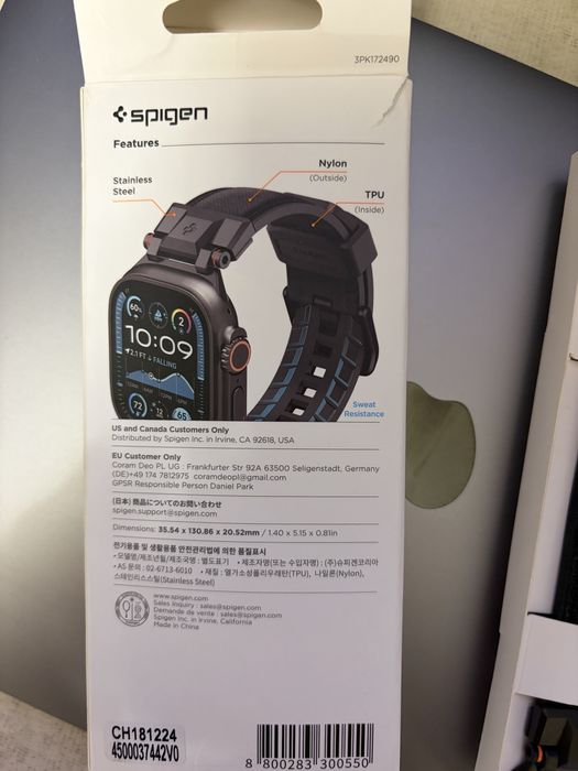 Ремінець Spigen.