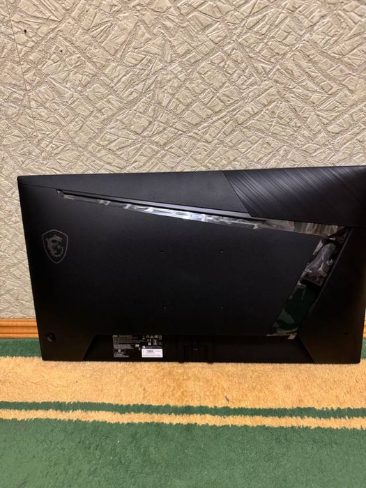 Ігровий монітор MSI 2k 180 герц