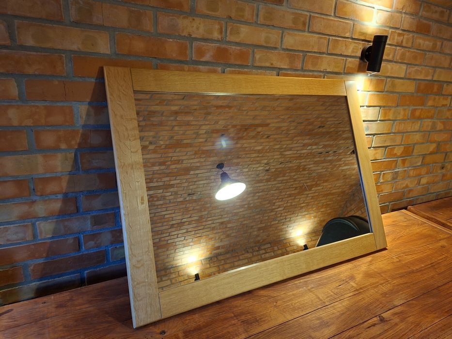 Lustro dębowe w bardzo dobrym stanie