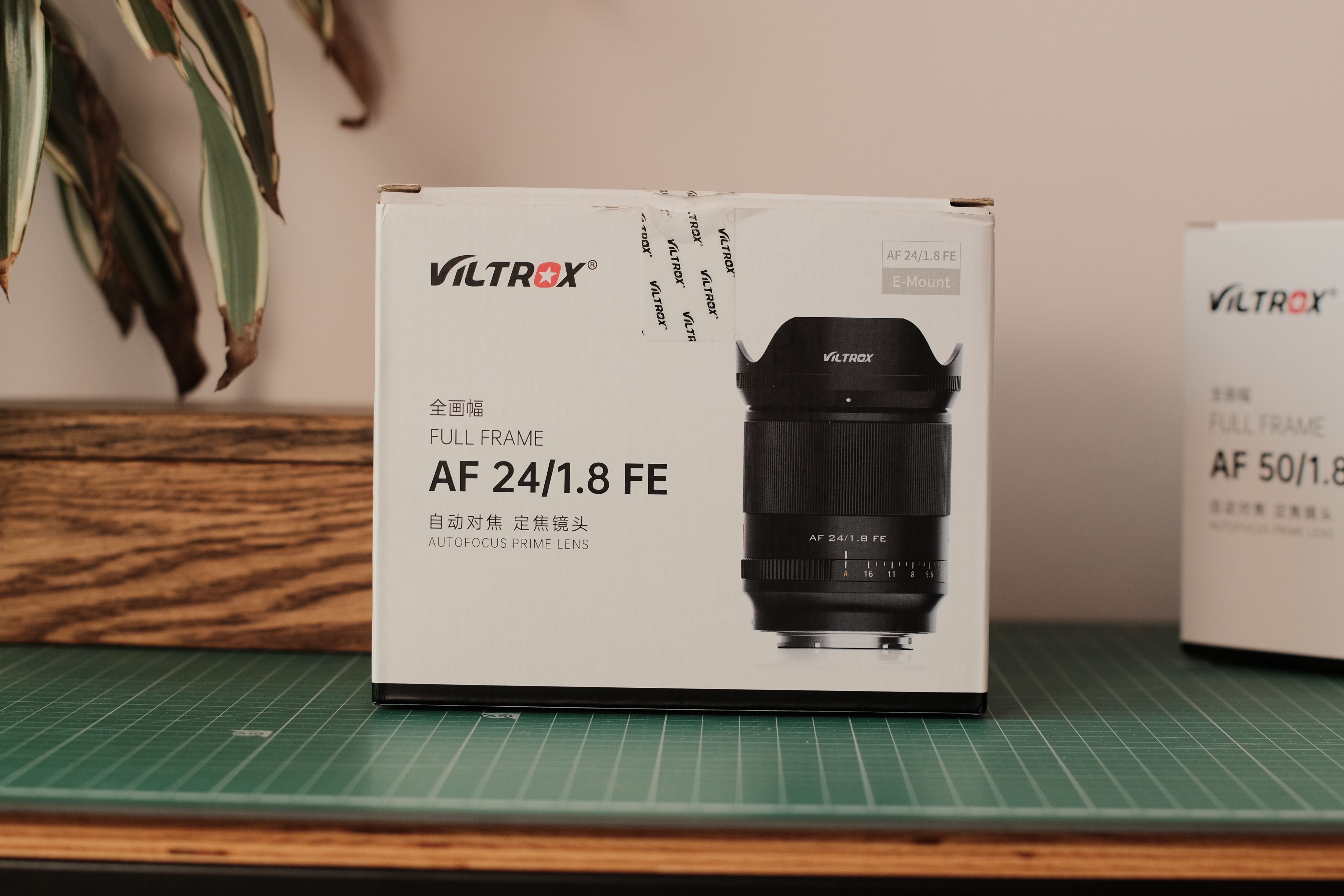 Viltrox 24mm f/1.8 AF + 50mm f/1.8 AF – Sony FE