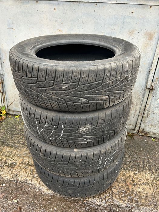 Зимні шини 205/60/16