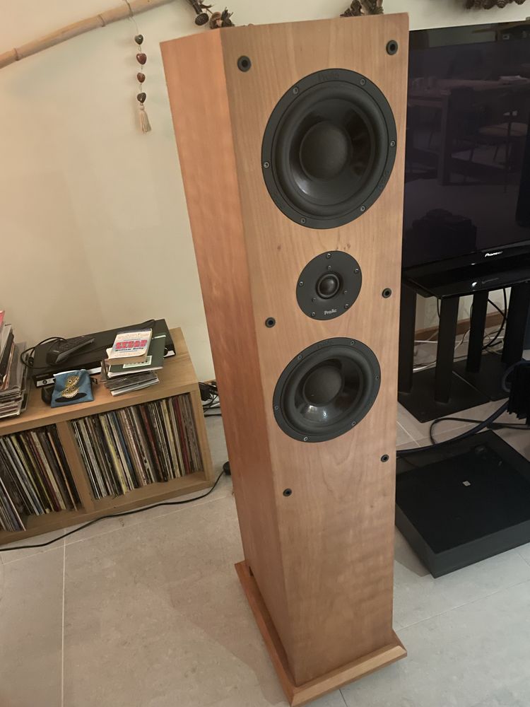 Colunas Proac D38