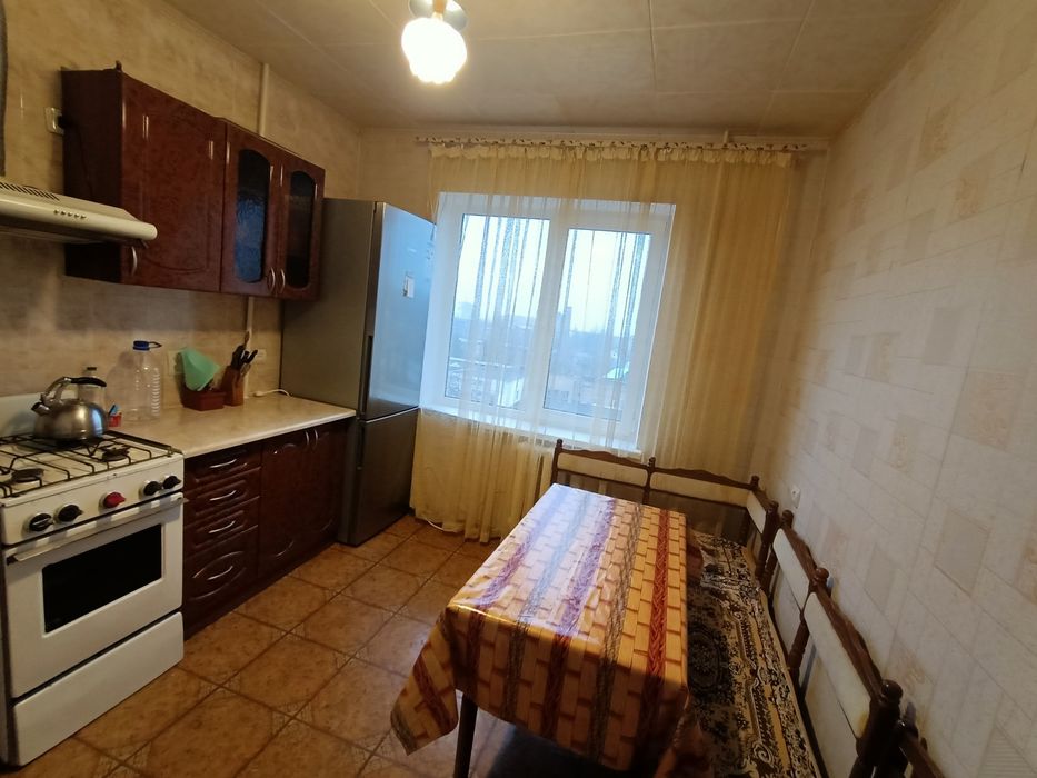 Продам 2-х квартиру в районі Критого ринку