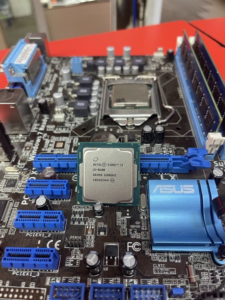 Процесор Intel Core i3-8100 3.60GHz / 6MB / 8GT/s / s1151