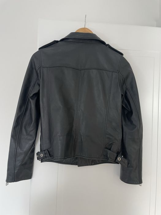 Куртка шкіряна . Б/у