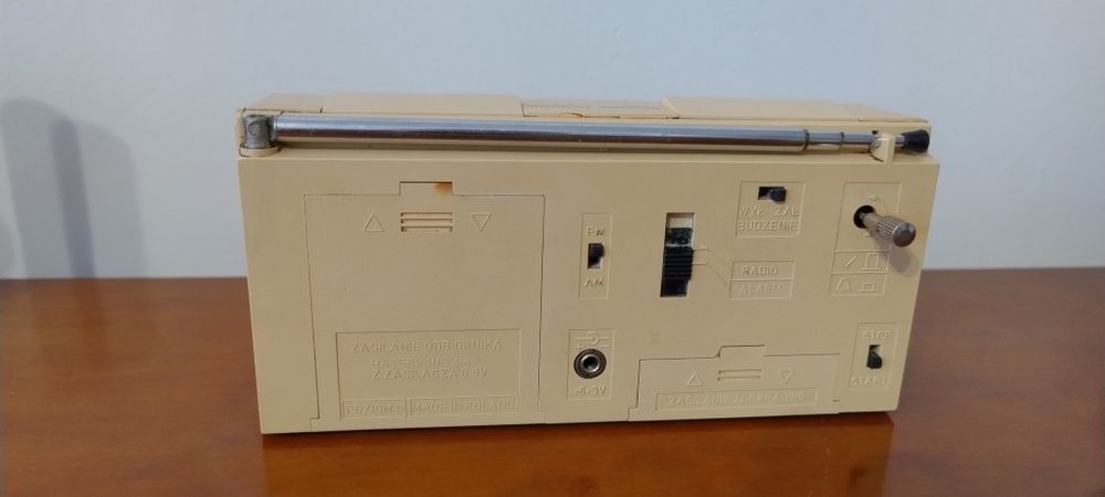 Radio-budzik UNITRA