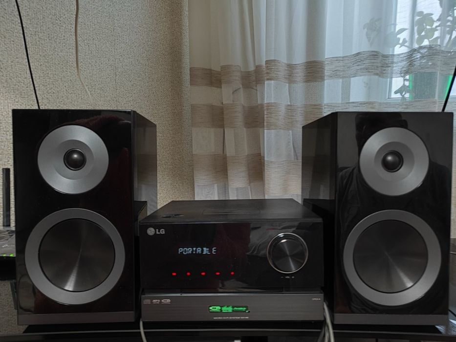 Продам мікросистему ХА 146