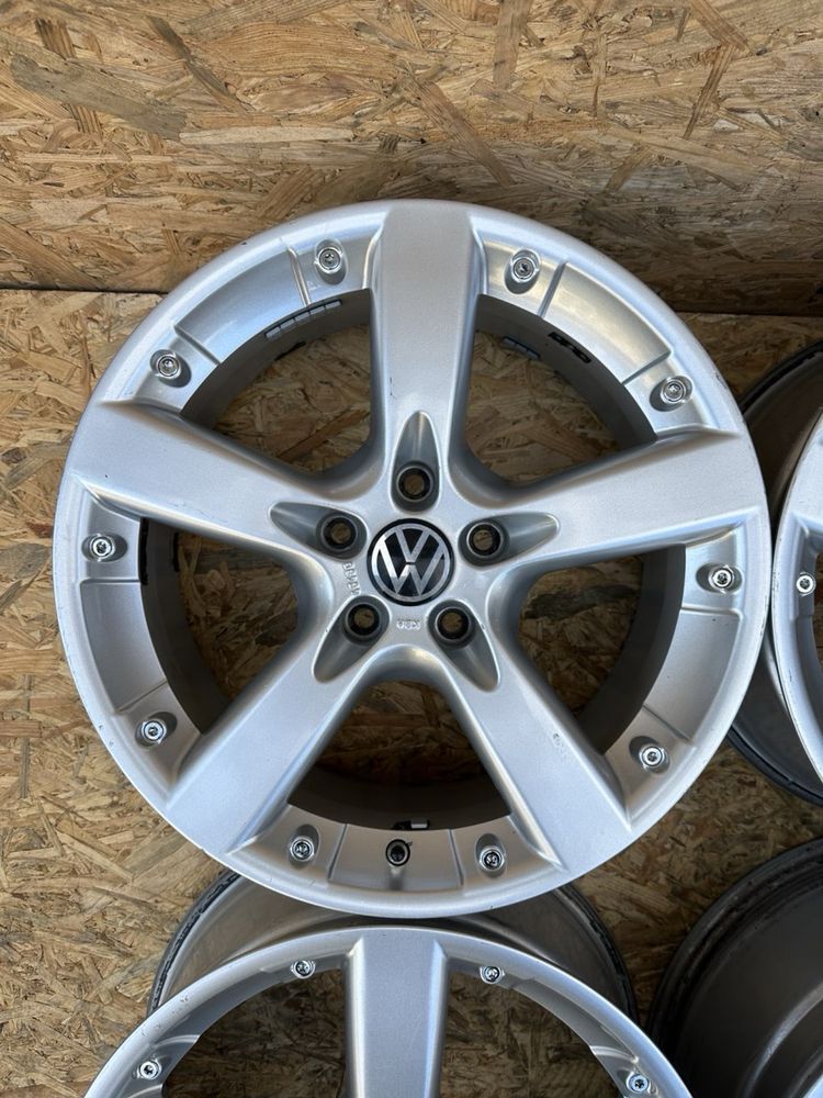 Диски5/112R17 ET35 цо(діа)70.4VАG мерседес Ауді фольцваген титани