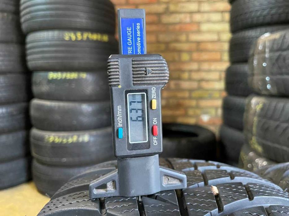 215/65 R17 Bridgestone Blizzak LM001 2шт