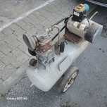 Kompresor sprężarka 230 ursus c330