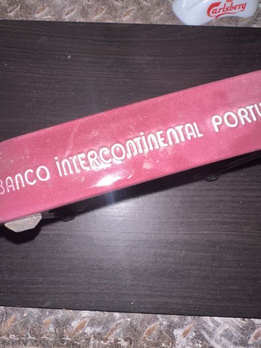 Cinzeiro antigo do banco intercontinental