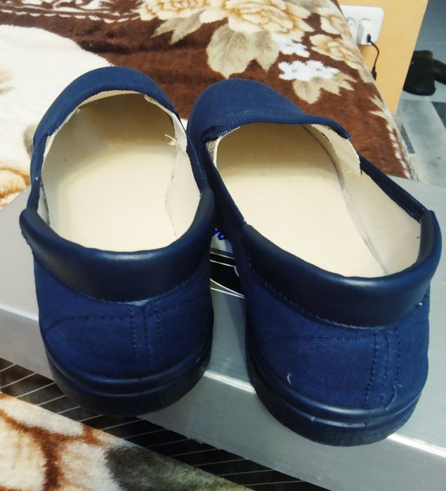 Продам мокасины женские