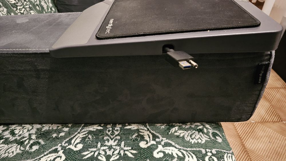 Nerdytec Couchmaster Cycon2