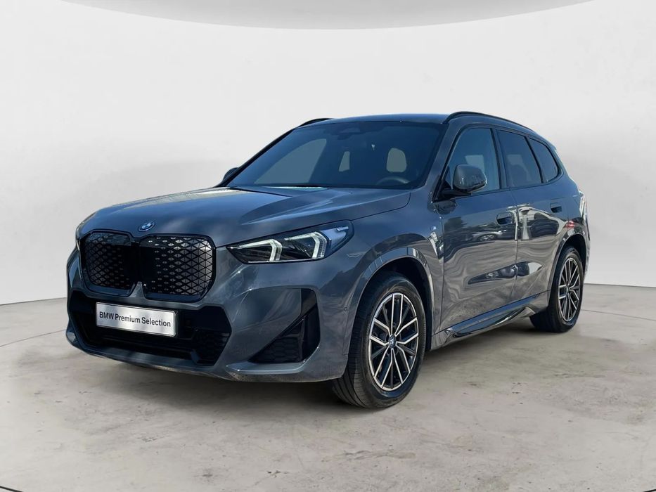 BMW iX1 xDrive30 Pack Desportivo M