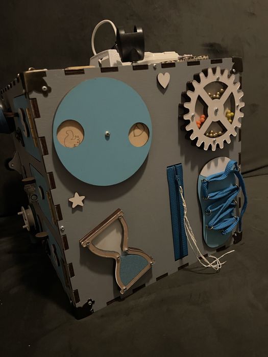 Бізікуб 30х30