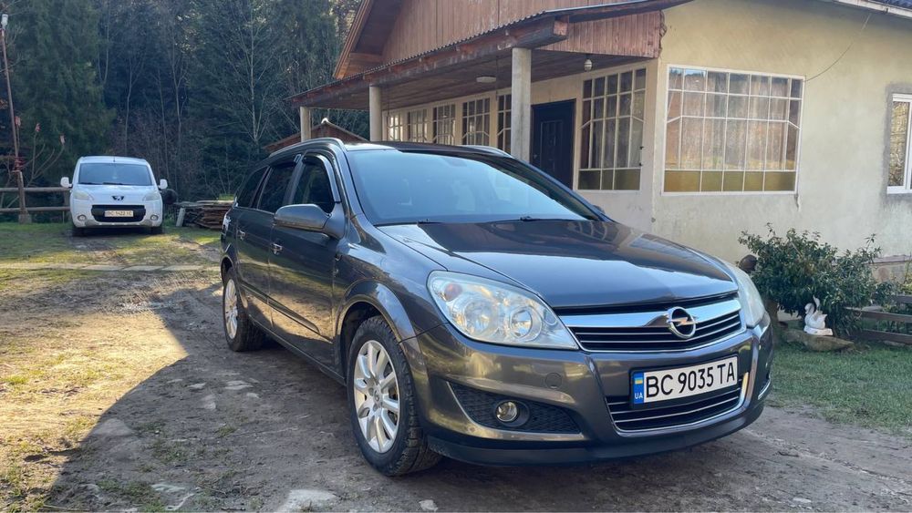 Опель астра h 2009 1.6 бензин