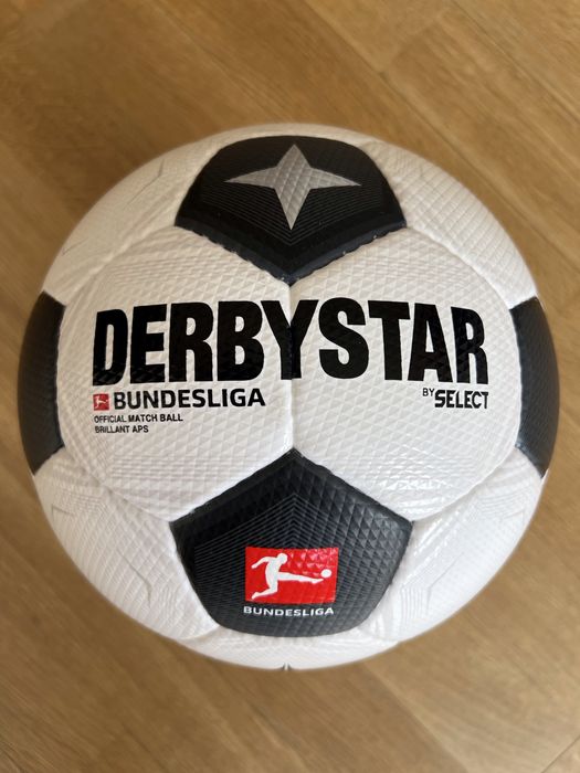 Футбольний м’яч Nike, DerbyStar