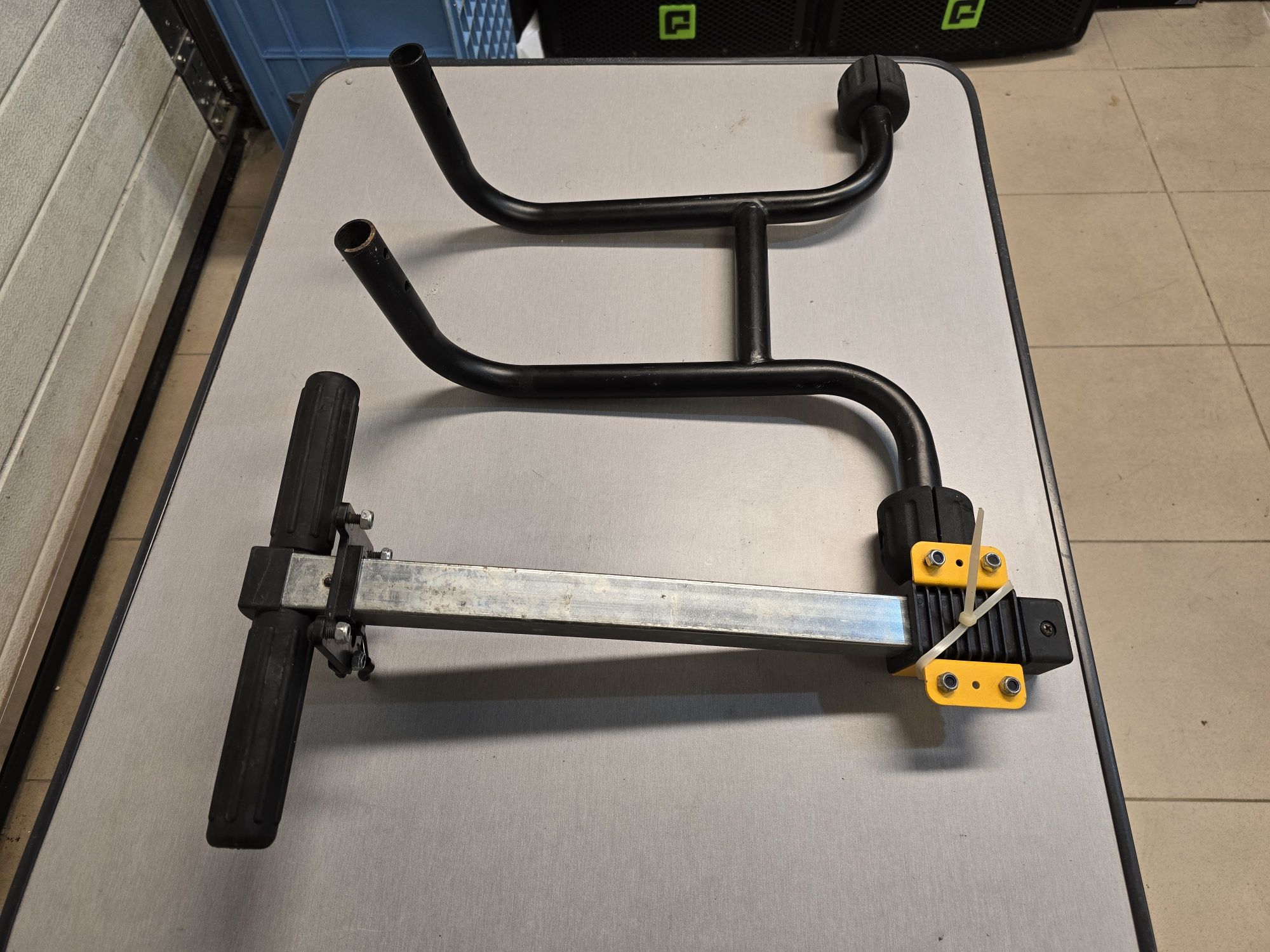 DeWalt zestaw transportowy do piły stołowej.