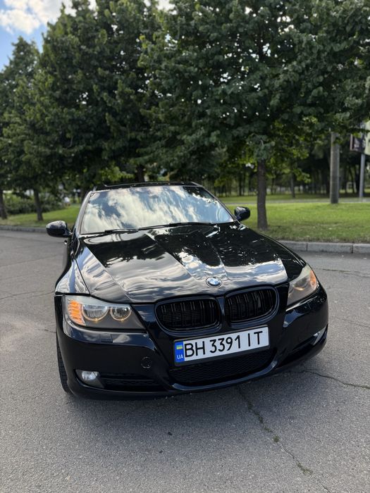 BMW e90, 3.0i, 2011p