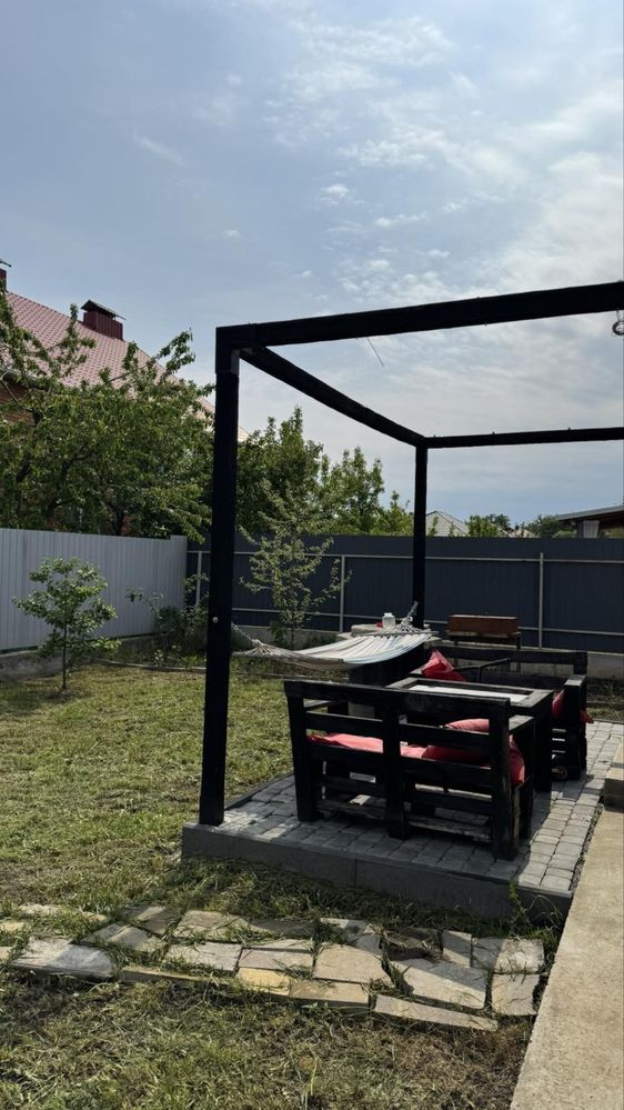 Продам будинок з ремонтом 110 м2, 4 кімнати