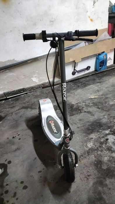 Hulajnoga razor e300