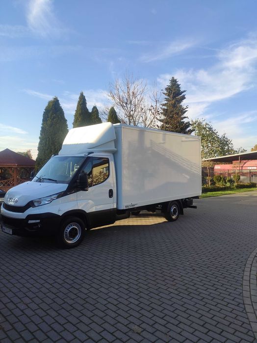 Iveco Daily 2.3 Kontener winda Stan Perfekt 125tys km