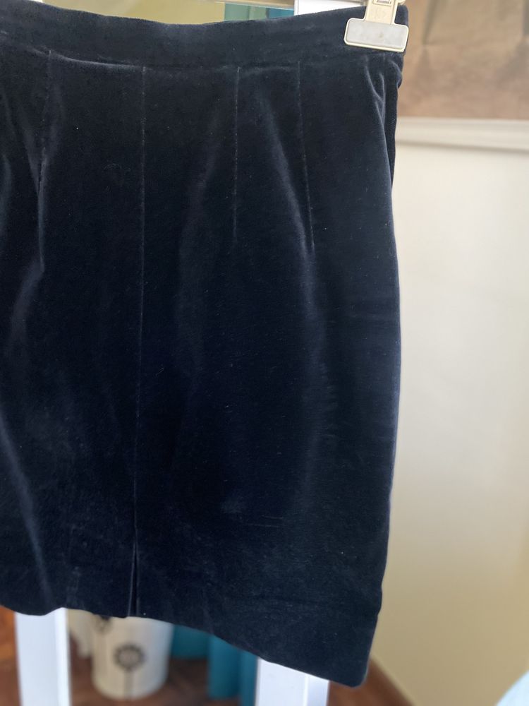Saia veludo cotele preto n 38