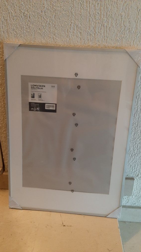 Moldura 50x70 nova Lomviken do IKEA