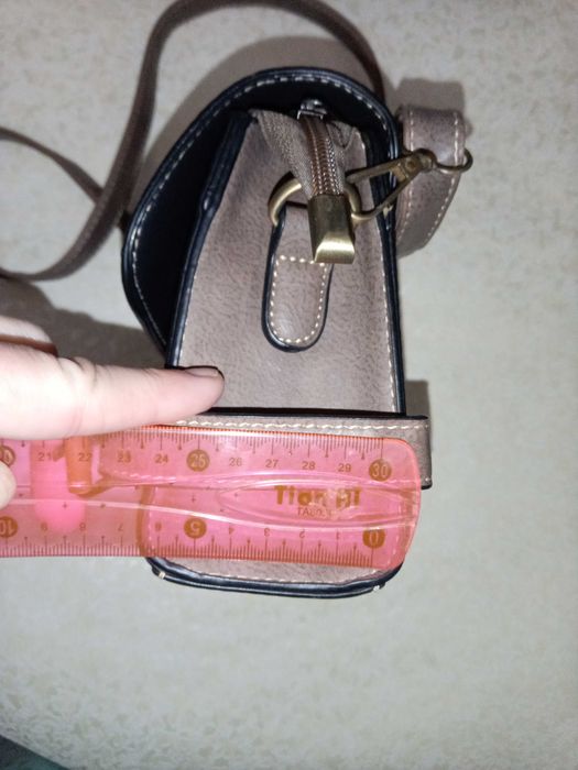 Сумка бежевая  женская средний размер мессенджер alilai цвет бежевый